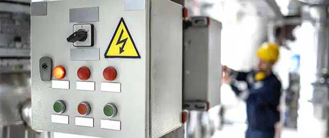 Electricité formation électricien positiv' OPPBTP prévention habilitation