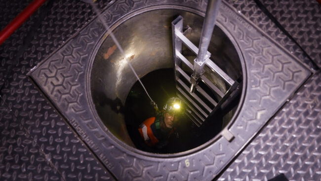 descente en espace confiné